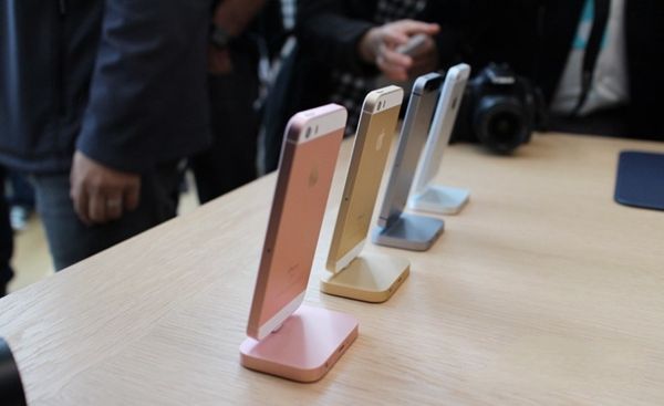 iPhone SE哪个颜色好看 苹果iPhone SE四色对比
