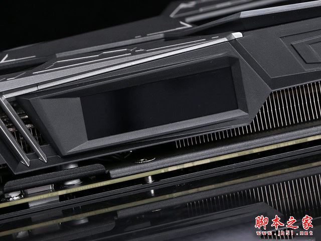 iGame GTX 1080怎么样？带屏幕的iGame GTX 1080评测+拆解图
