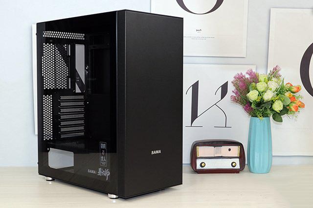 618抄底攒机好时节，i7 9700K+RTX2060S先马易大师机箱装机作业！