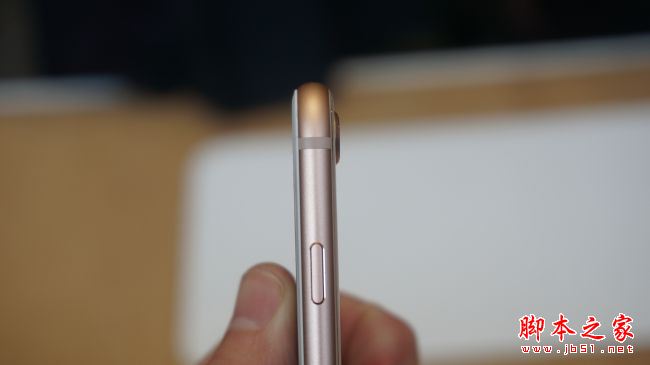 iPhone8值得买吗？苹果iPhone8配置/外观/性能/拍照全面评测图解