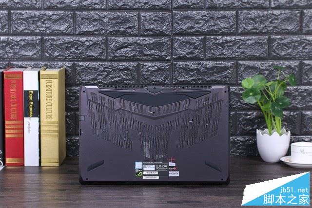 精盾KINGBOOK T97值得买吗？神舟精盾KINGBOOK T97笔记本优缺点全面深度评测图解