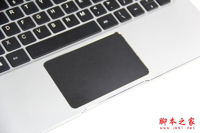 中柏EZbook 3 Pro值得买吗？中柏EZbook 3 Pro超低价轻薄本全面深度评测+拆机图