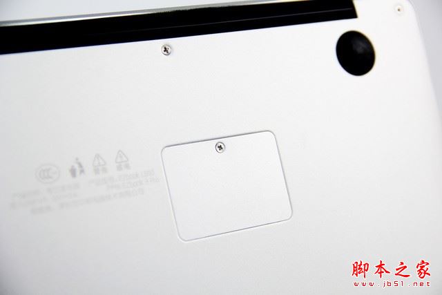 中柏EZbook 3 Pro值得买吗？中柏EZbook 3 Pro超低价轻薄本全面深度评测+拆机图