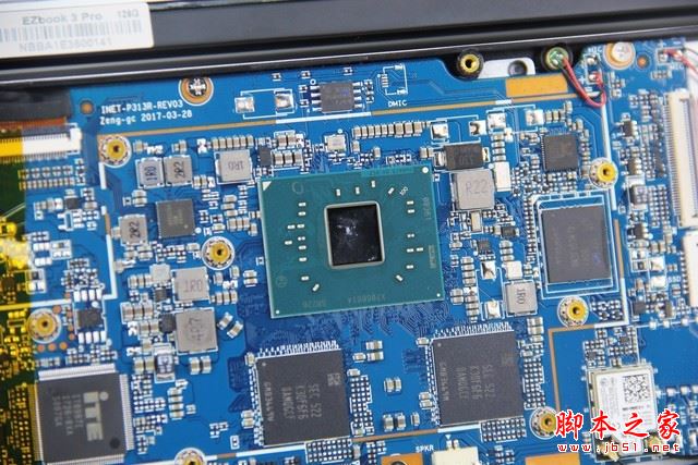 中柏EZbook 3 Pro值得买吗？中柏EZbook 3 Pro超低价轻薄本全面深度评测+拆机图