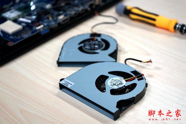 雷神911SE内部做工怎么样？雷神911SE笔记本拆机图解评测
