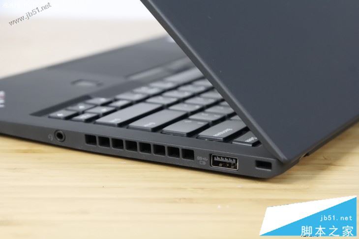 Thinkpad x1 carbon 2017值得买吗？2017款ThinkPad X1 Carbon笔记本全面评测图解