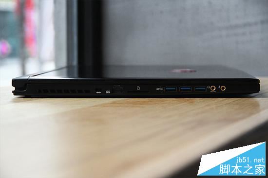 微星GS73VR 7RF值得买吗？微星GS73VR 7RF游戏本全面深度评测图解