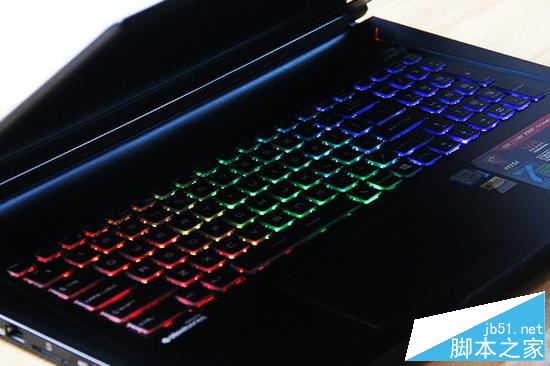 微星GS73VR 7RF值得买吗？微星GS73VR 7RF游戏本全面深度评测图解