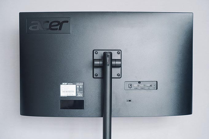 千元级240Hz高刷曲面：Acer 宏碁暗影骑士·猎狐XZ270X值不值得买？