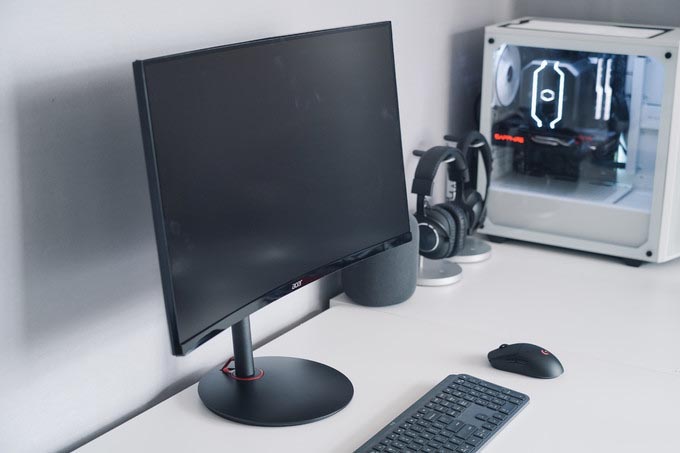 千元级240Hz高刷曲面：Acer 宏碁暗影骑士·猎狐XZ270X值不值得买？