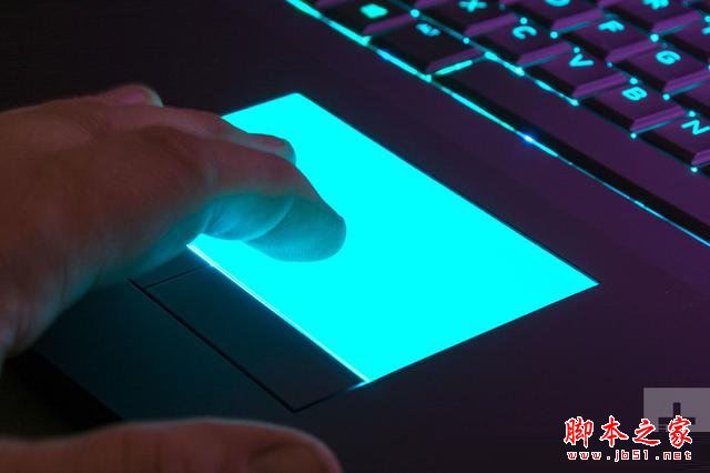 外星人Alienware 15R3值得买吗？2017款戴尔外星人15R3笔记本全面深度评测