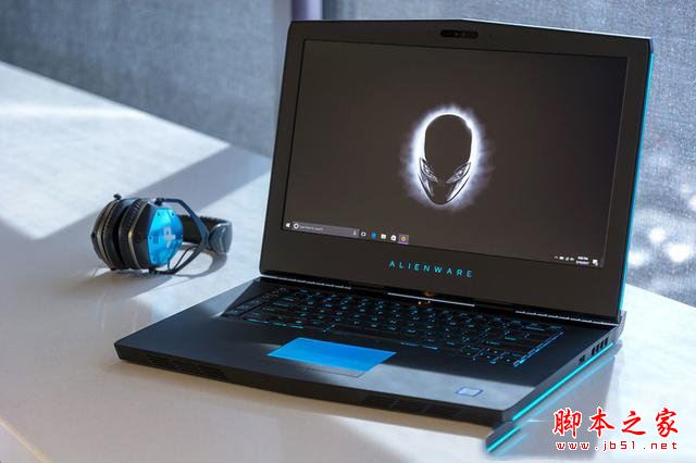 外星人Alienware 15R3值得买吗？2017款戴尔外星人15R3笔记本全面深度评测