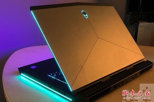 外星人Alienware 15R3值得买吗？2017款戴尔外星人15R3笔记本全面深度评测
