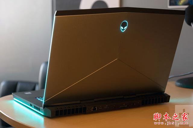 外星人Alienware 15R3值得买吗？2017款戴尔外星人15R3笔记本全面深度评测