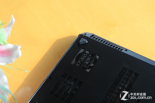 GTX970M性能倍增 神舟战神Z7游戏本首测 