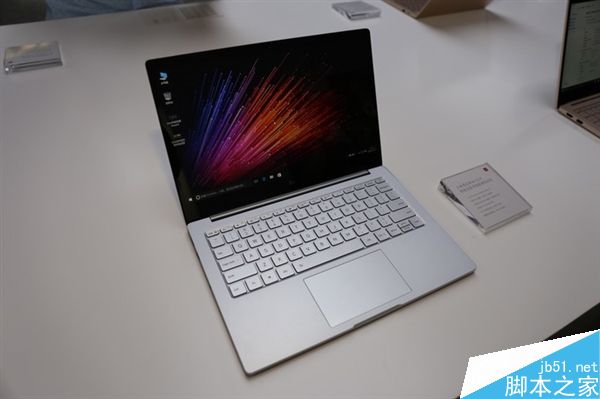 3499元/4999元贵吗？小米笔记本Air现场实拍