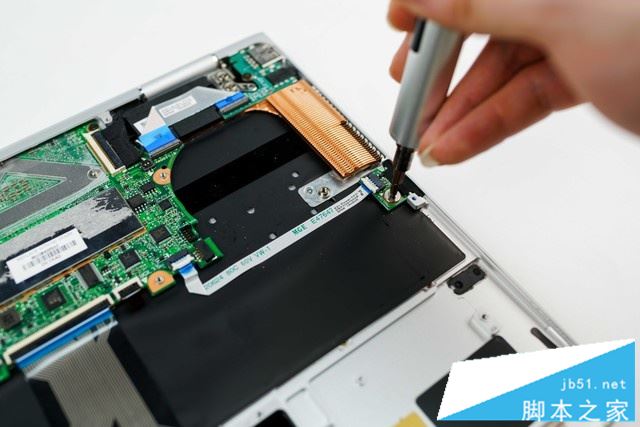 惠普Spectre x360内部做工怎么样？惠普Spectre x360拆机评测图解