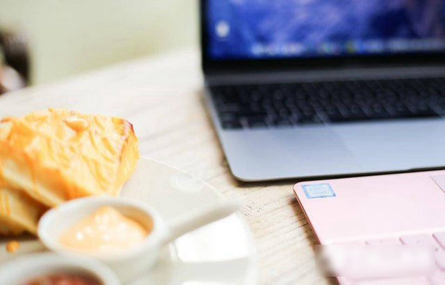 华为MateBook X和苹果MacBook哪个好 谁更值得买？