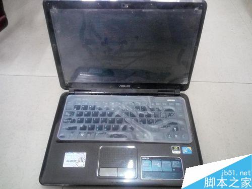 华硕K401笔记本清灰