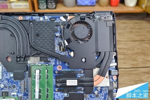 专业的电竞级别游戏本 吾空S17 Pro-8U评测 