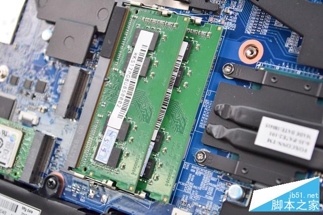 专业的电竞级别游戏本 吾空S17 Pro-8U评测 