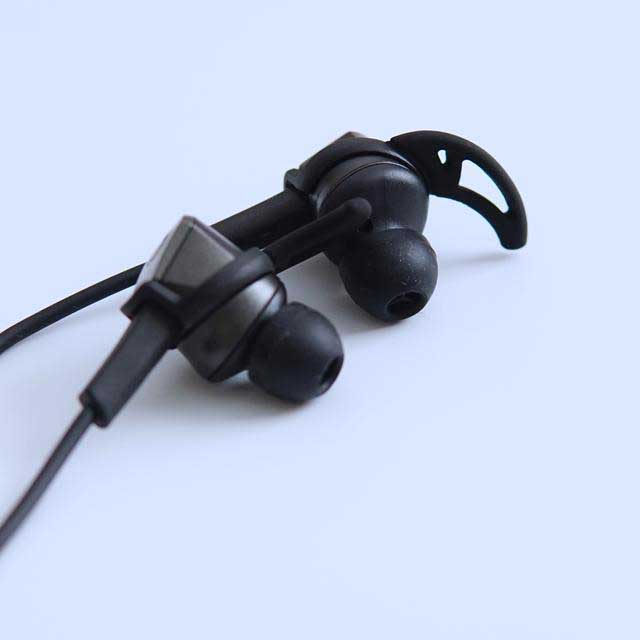 音质上佳的利器：ROG降临RGB 降噪耳机开箱体验