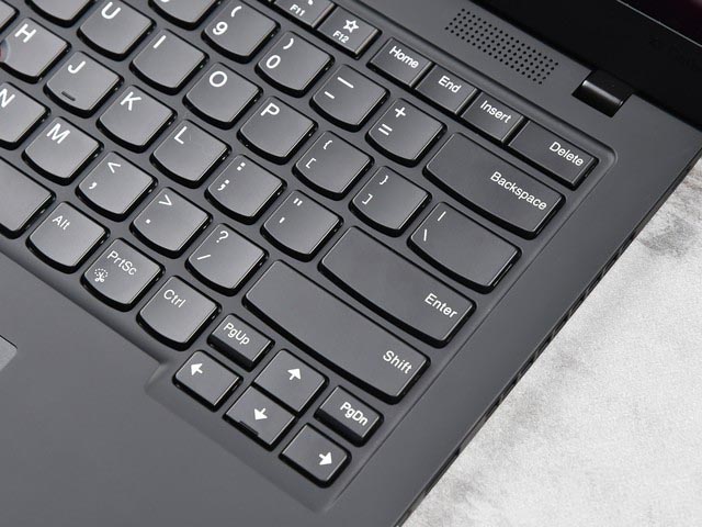 机身A面材质竟与火箭同源  ThinkPad X1 Carbon 2020试用体验 