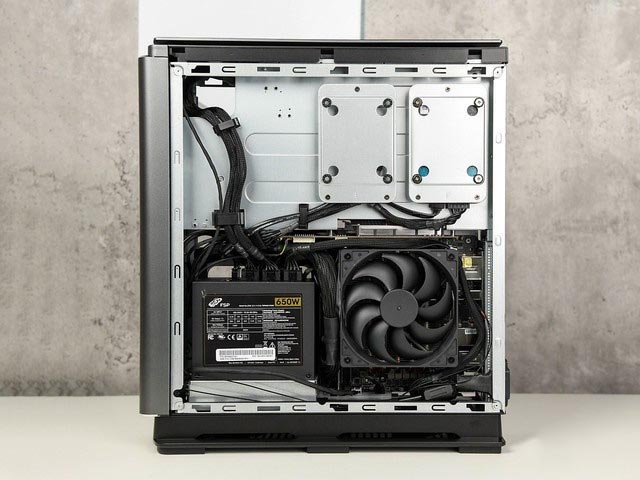 微星P100X主机体验设计师的快感  