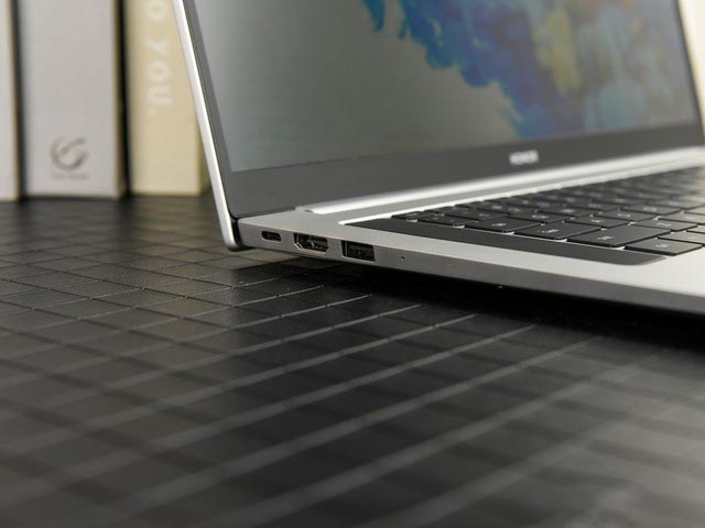 全屏生产力 荣耀MagicBook Pro锐龙版评测 