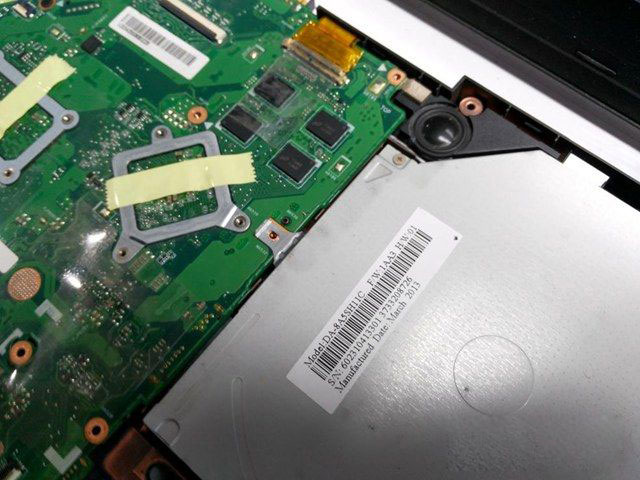 华硕X550C怎么拆机 华硕X550C清理灰尘与升级SSD教程