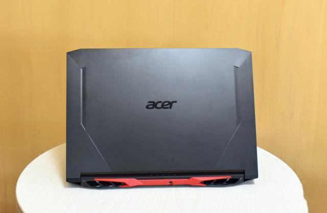 宏碁暗影骑士 · 擎，十代酷睿+RTX2060畅玩3A游戏大作，爆款预订