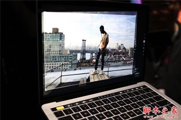 MacBook Pro怎么样 2016款苹果全新13/15英寸MacBook Pro现场实拍图