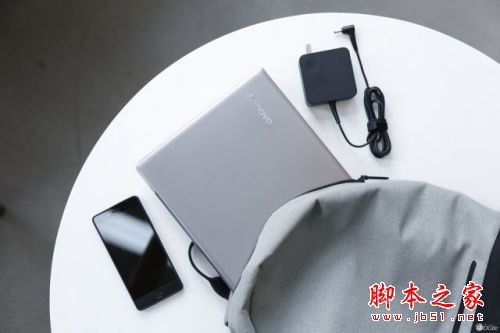 联想小新潮7000值得买吗？2017新款联想小新潮7000上手体验评测图解 