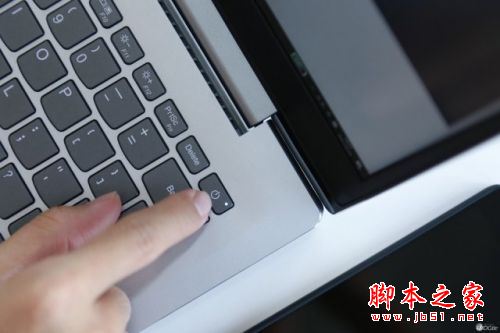 联想小新潮7000值得买吗？2017新款联想小新潮7000上手体验评测图解 