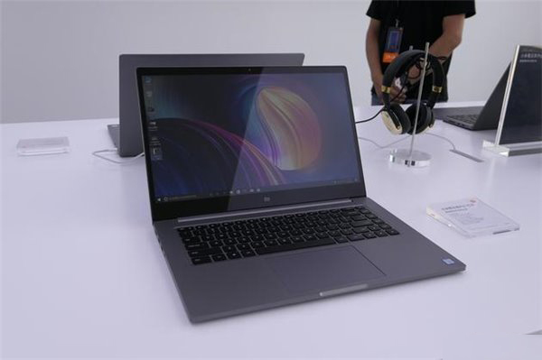 小米笔记本Pro体验：6999元如何对飙MacBook Prog