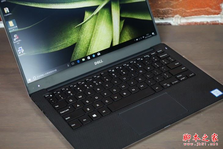 戴尔XPS 13怎么样？2017新一代戴尔XPS 13笔记本搭载了八代酷睿处理器评测
