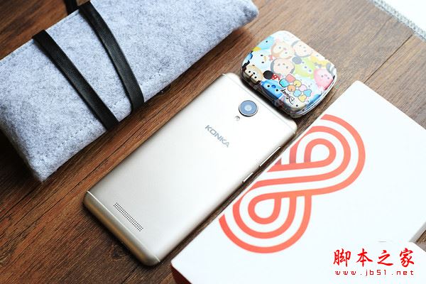 康佳手机R8值得买吗？康佳R8手机全面详细评测图解