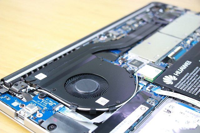 华为MateBook D怎么拆机？华为MateBook D拆机图文步骤详解