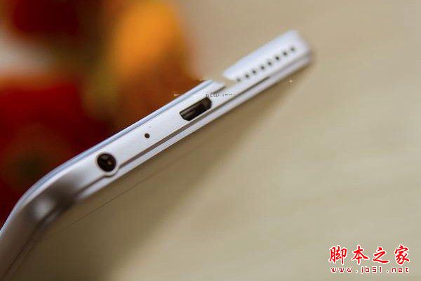 OPPO A57好看吗 外观颜值评测