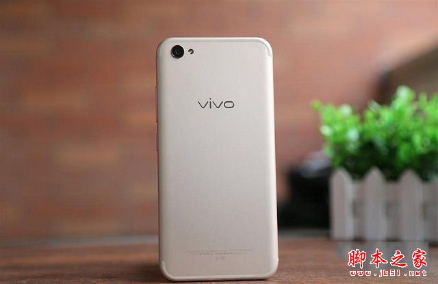 vivo x9和vivo x7哪个值得买？vivo x9与x7全面区别对比详细评测图解