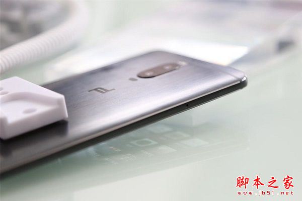 华为Mate9pro和Mate9保时捷版哪个好？华为Mate9保时捷版和Mate9pro区别对比评测