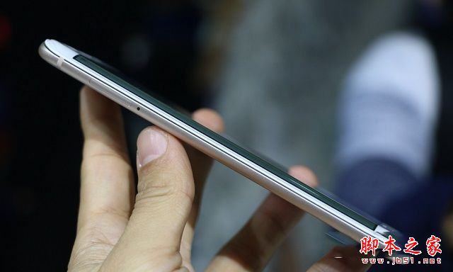 vivo Xplay6值得买吗？vivo Xplay6手机详细评测图解