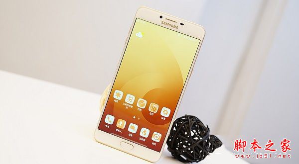 三星C9 Pro值得买吗？三星盖乐世C9 Pro手机详细评测图解