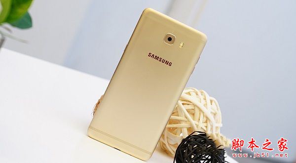 三星C9 Pro值得买吗？三星盖乐世C9 Pro手机详细评测图解