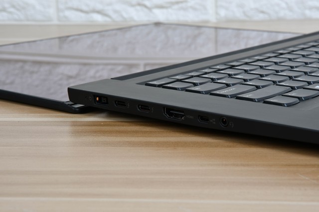 隐士还是猛士？ThinkPad X1隐士为设计师而来 
