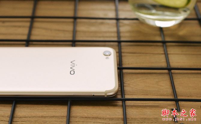 vivo x9s和oppo r11哪个好？oppo r11和vivo x9s全面区别对比评测