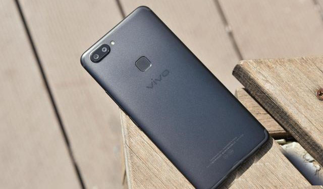 一加5T和vivo x20哪个值得买？vivo x20和一加5T全面区别对比评测