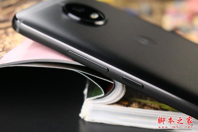 moto青柚值得买吗？摩托罗拉moto青柚手机优缺点全面评测图解
