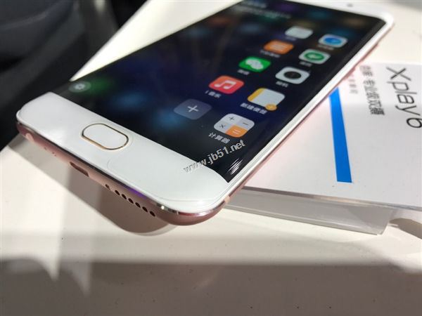 vivoX20和xplay6哪个值得买？vivoxplay6与VIVO X20详细区别对比评测
