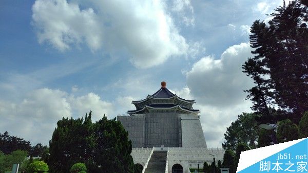 远景样张赏析_中兴AXON天机7第1张图
